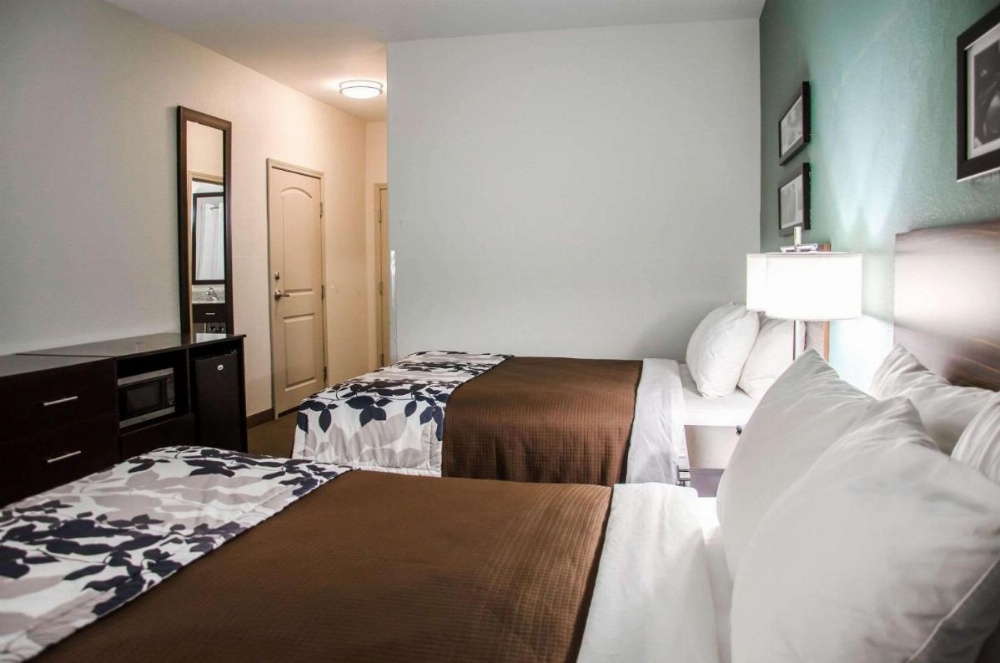 Sleep Inn & Suites Center Image 31